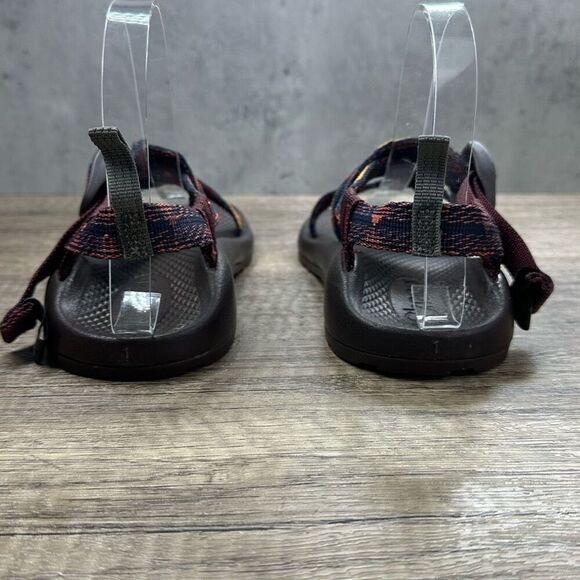Chaco~Kids Z/1 EcoTread Footwear~Burgundy Multicolor Sandals~Size 1 - Picture 4 of 7
